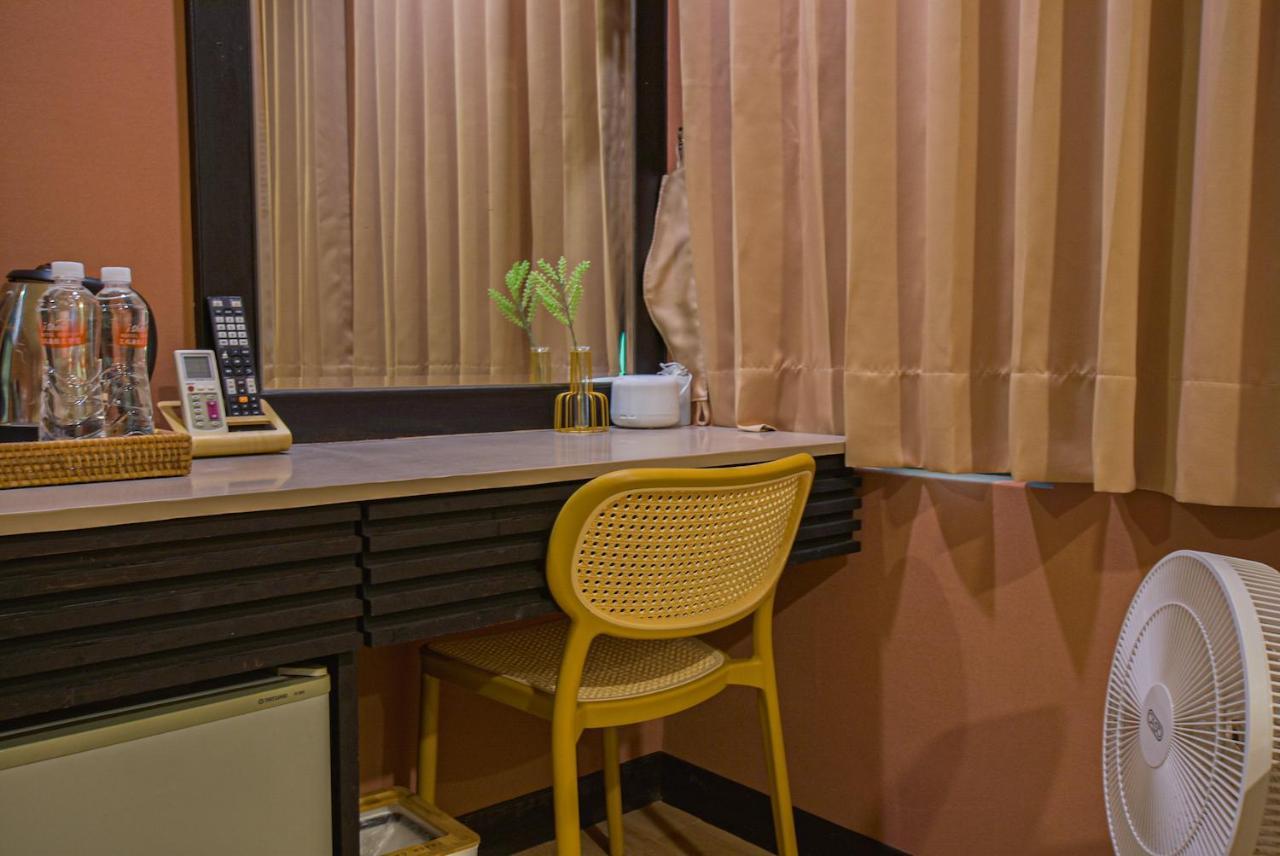 Ashare Hotel Yilan Exteriér fotografie